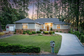 Cozy foothills home
